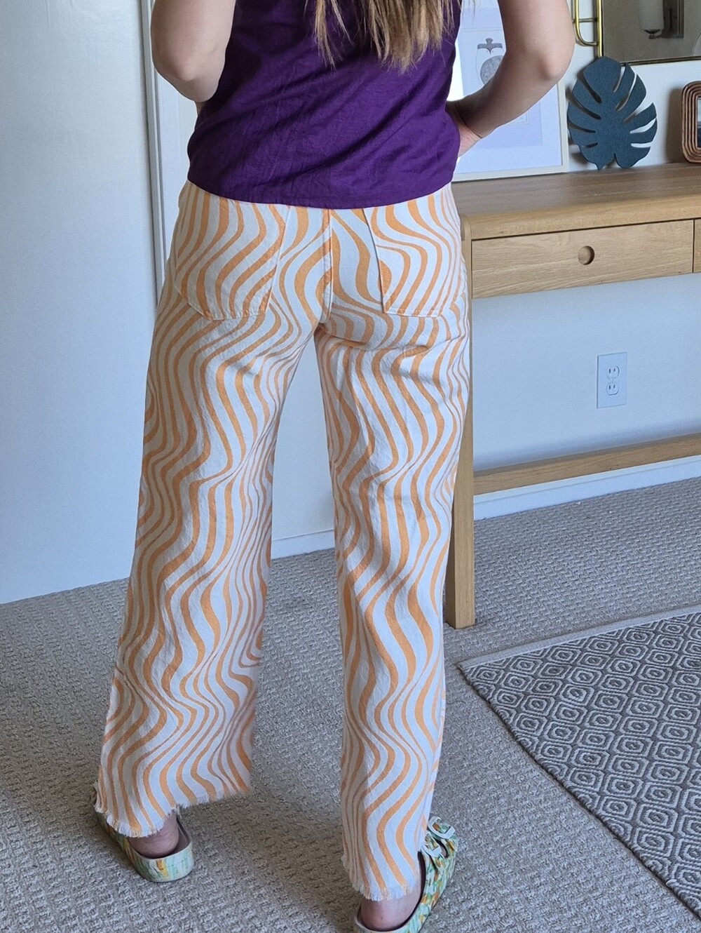Zara White & Orange Wave-Print Wide Leg Pants - Picture 4 of 5